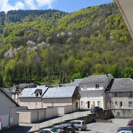 Du Chateau Apartamento Bagnères-de-Luchon